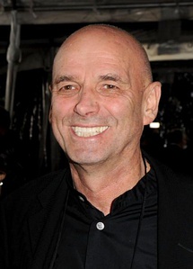 马丁·坎贝尔 Martin Campbell照片