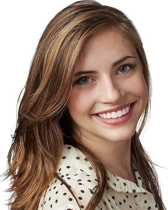 瓦莉斯·柯里-伍德 Wallis Currie-Wood照片