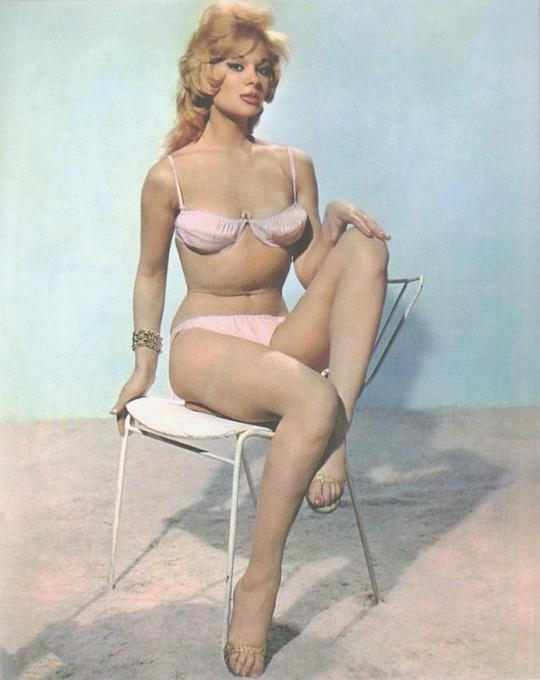 克莱尔·戈登 Claire Gordon照片