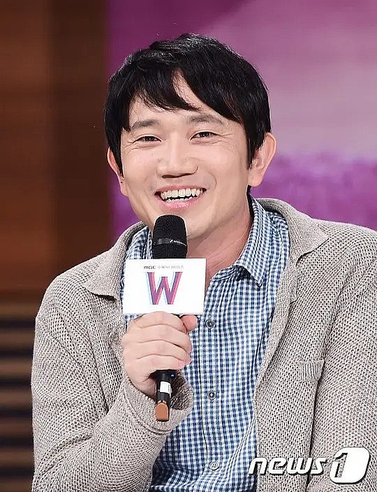 郑大允 Dae Yoon Jung照片