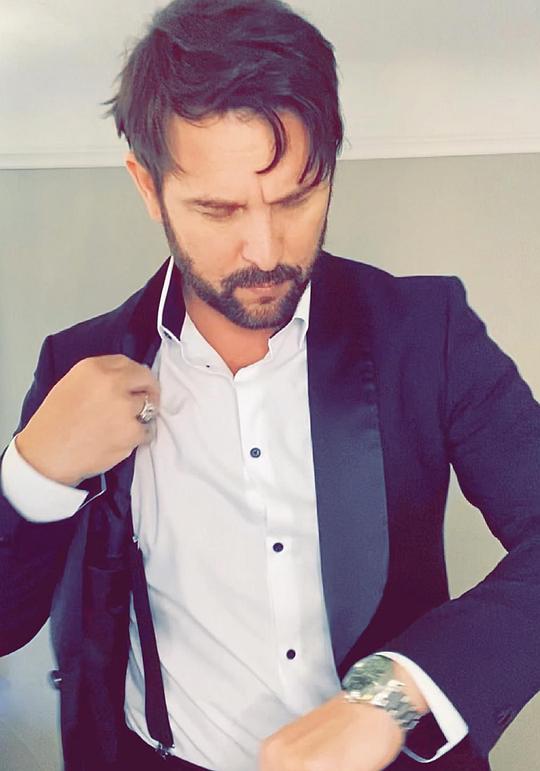 瑞安·弗朗西斯 Ryan Francis照片