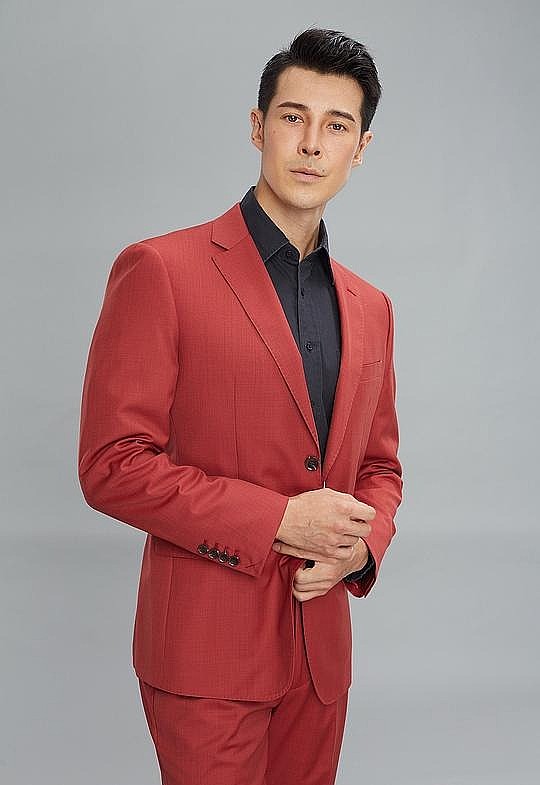萨钢云 Gangyun Sa照片