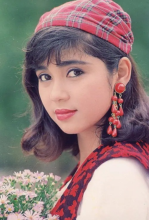 陈越贞 Viet Trinh照片