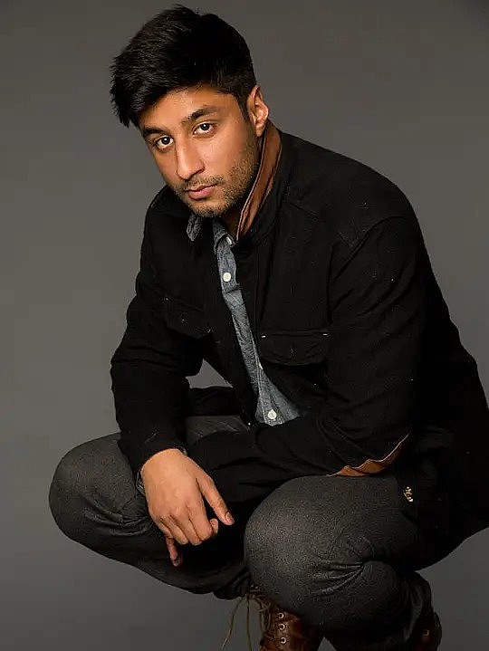 阿迪尔·艾哈迈德 Adeel Ahmed照片