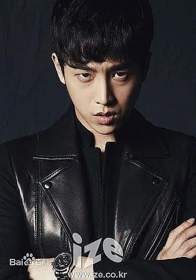 崔雄 Woong Choi照片