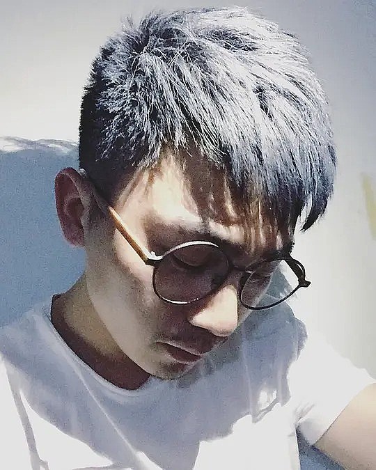 刘严峻 Yanjun Liu照片