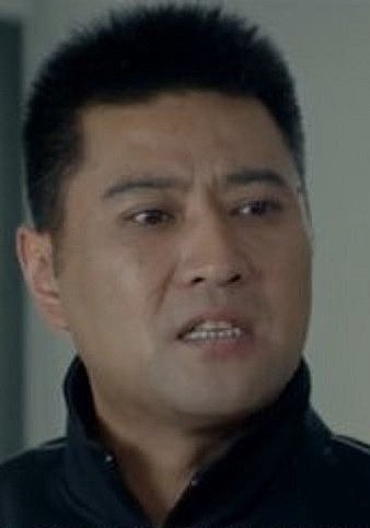王卓 Zhuo Wang照片