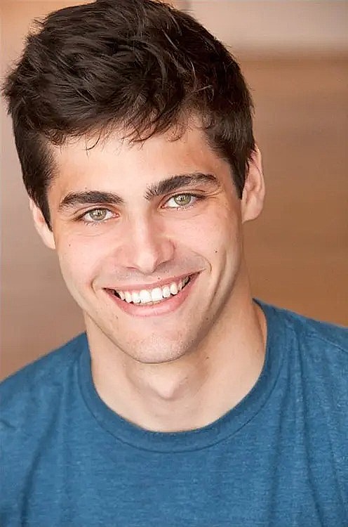 马修·达达里奥 Matthew Daddario照片