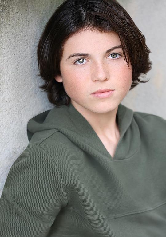 布雷迪·诺恩 Brady Noon照片