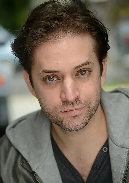 闫龙飞 Marc Philip Goodman照片