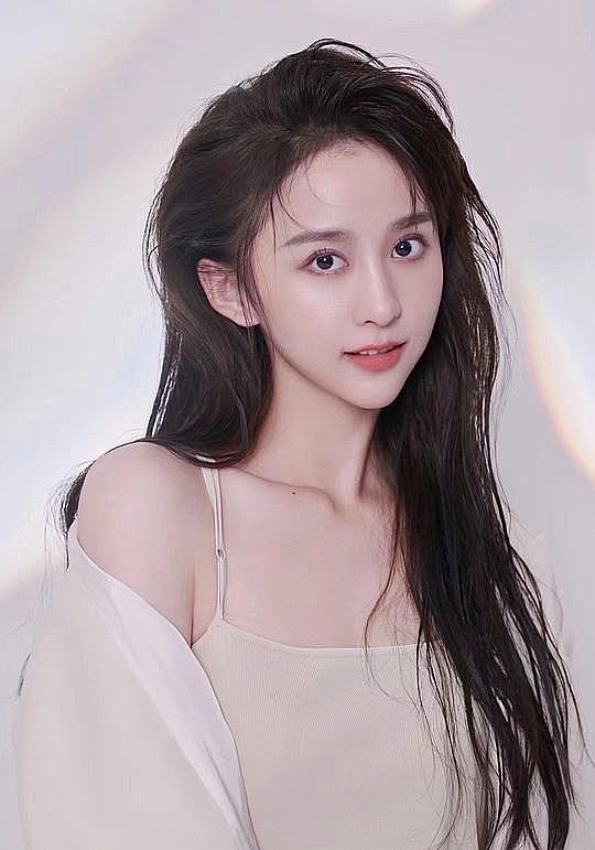 宋奕星 Xinjiayi Song照片