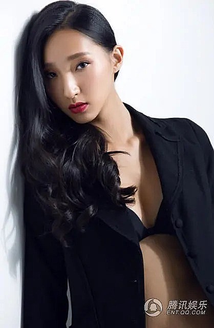 王雯诗 Wenshi Wang照片