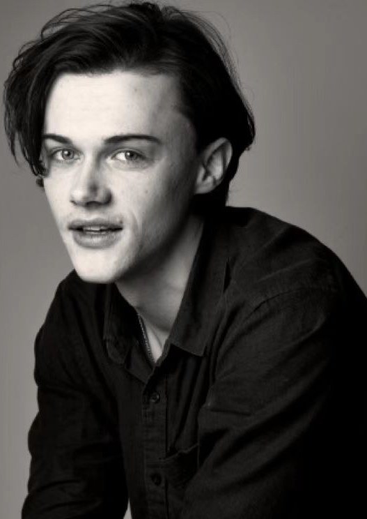 克里斯托弗·布里尼 Christopher Briney照片