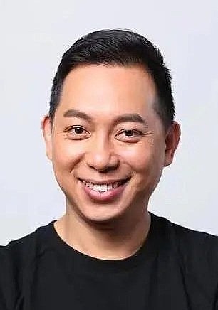 吕赢 Ying Lü照片