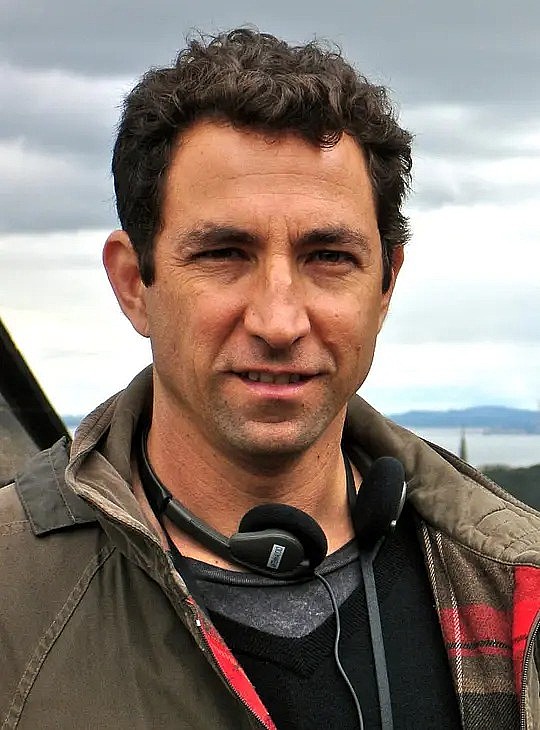 爱德华·奥尼拉斯 Edward Ornelas照片