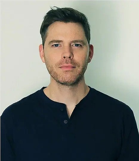 克雷格·麦克尼尔 Craig Macneill照片