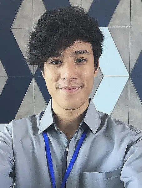 坤查努·肯甘卡 Kunchanuj Kengkarnka照片