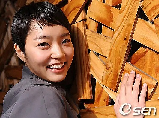 李雅依 A-ee Lee照片