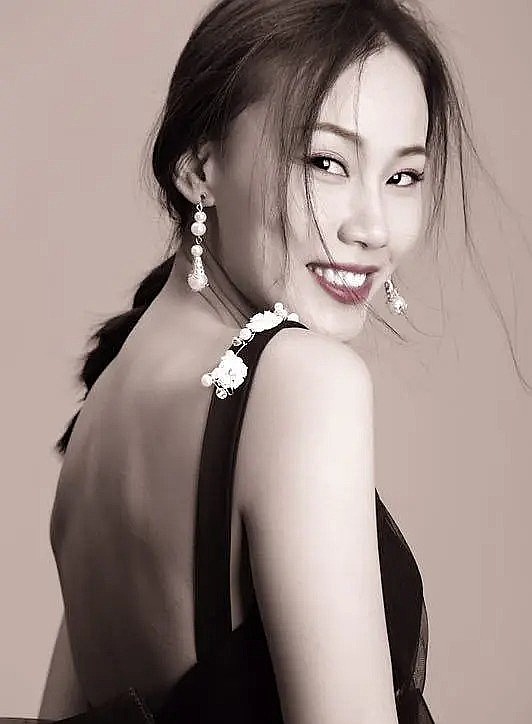许亚琳 Yalin Xu照片