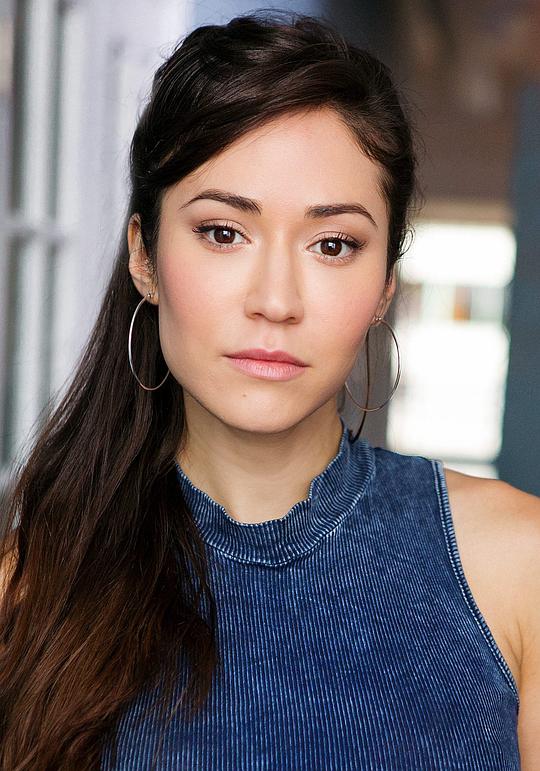 布里吉特·卡莉·卡纳莱斯 Brigitte Kali Canales照片