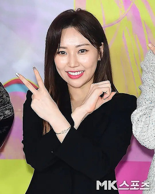 韩秀智 Soo-ji Han照片