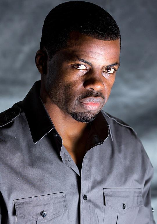 斯莱·刘易斯 Sli Lewis照片