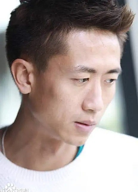 李亦翀 Yichong Li照片