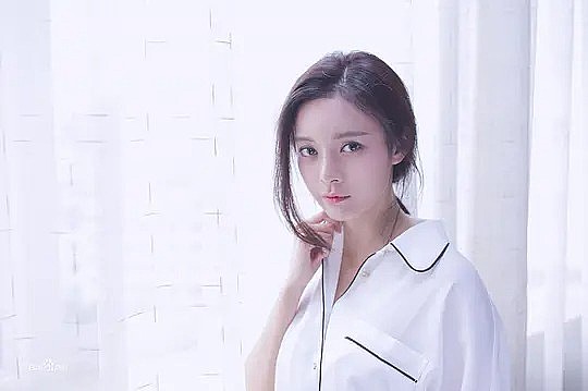 王瑞子 Ruizi Wang照片