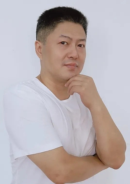 杨军 Jun Yang照片