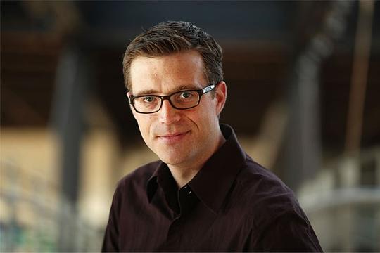 安格斯·麦克莱恩 Angus MacLane照片