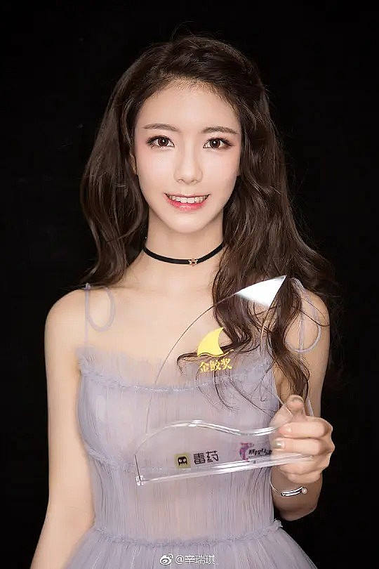 辛瑞琪 Ruiqi Xin照片