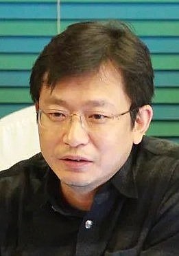 鲍成志 Chengzhi Bao照片