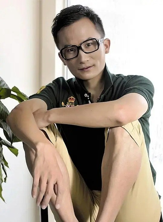 成卫平 Weiping Cheng照片
