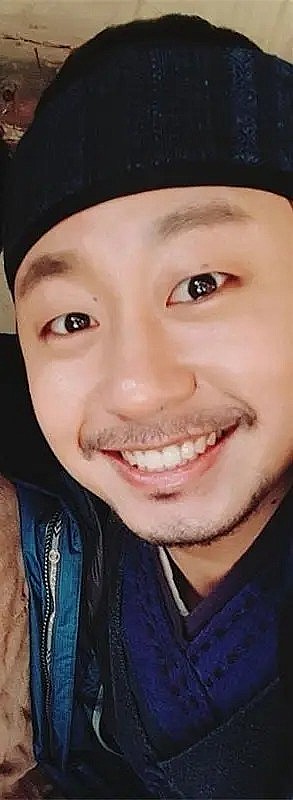 裴裕岚照片