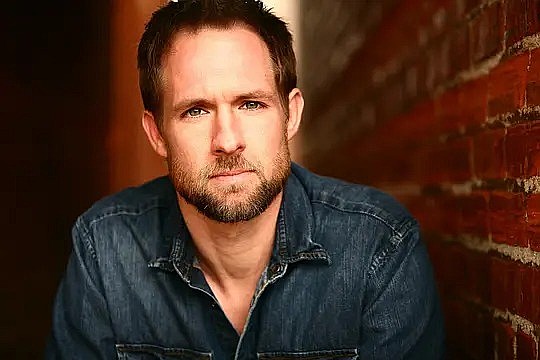 克里斯·佩恩·吉尔伯特 Chris Payne Gilbert照片