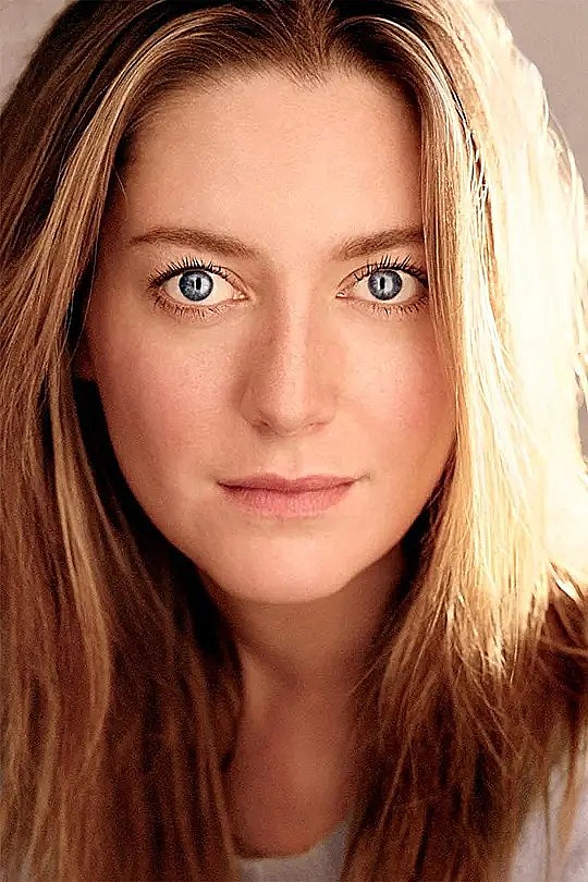 佐伊·派瑞 Zoe Perry照片
