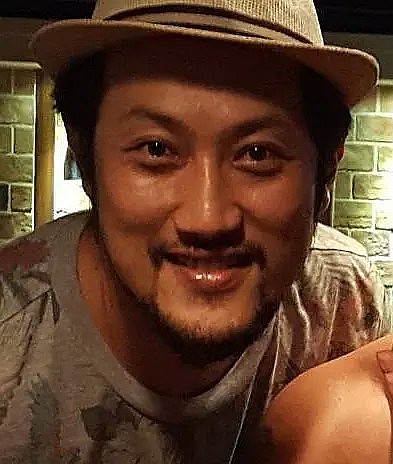 문성복照片