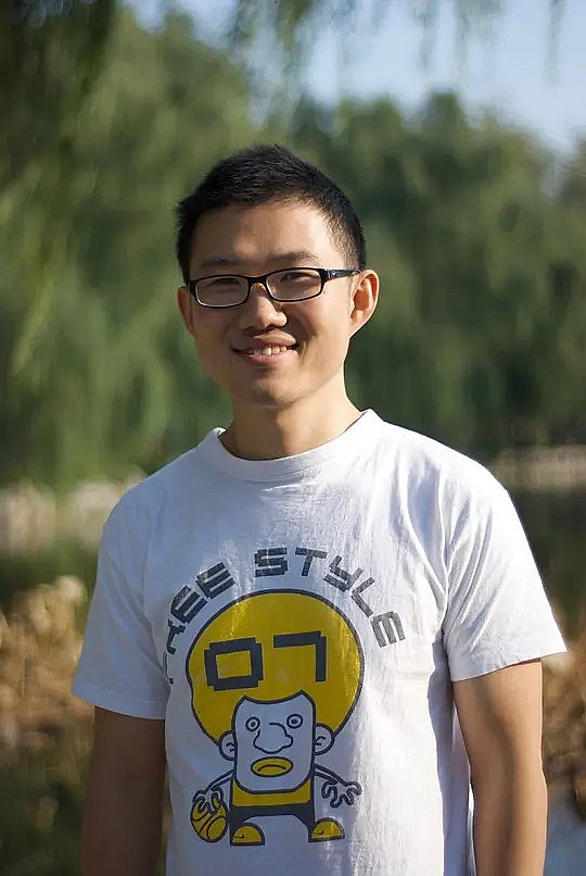 蓝峰 Feng Lan照片