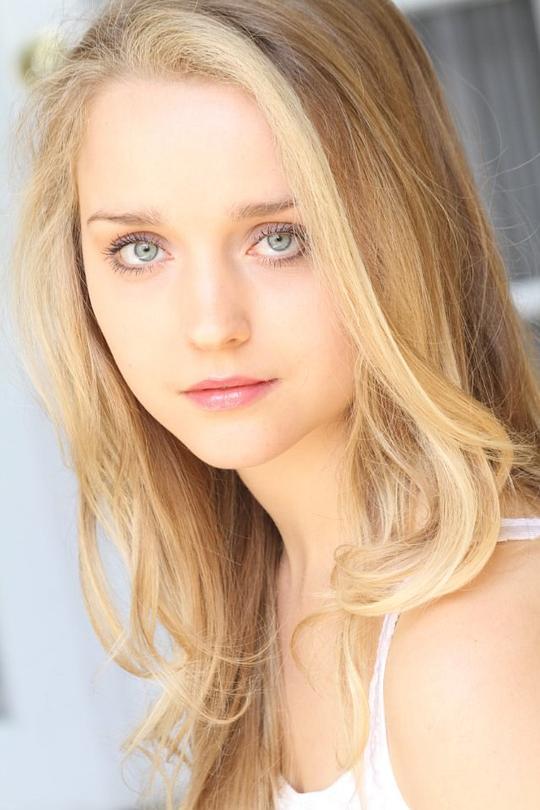 弗劳伦斯·霍尔 Florence Hall照片