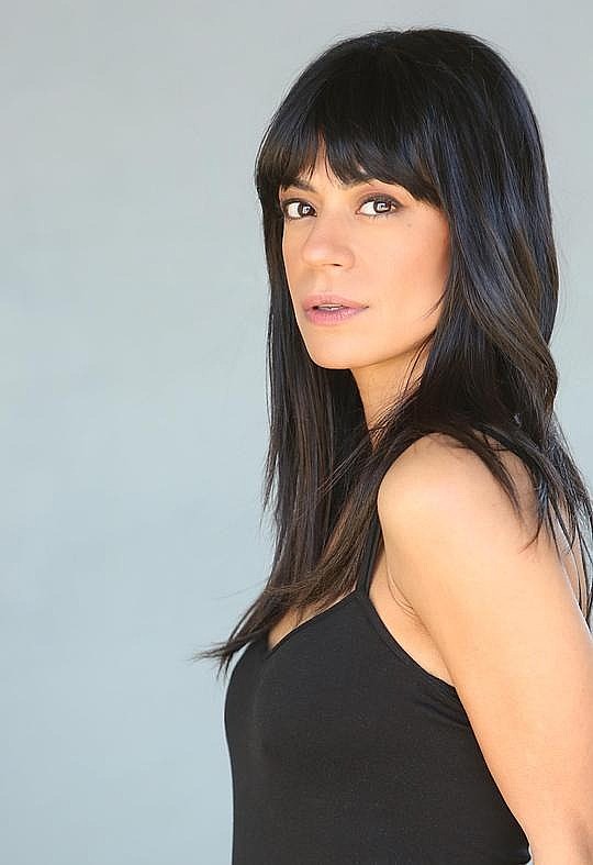 帕里萨·法赫里 Parisa Fakhri照片