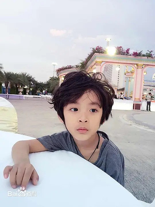 王子谦 Ziqian Wang照片