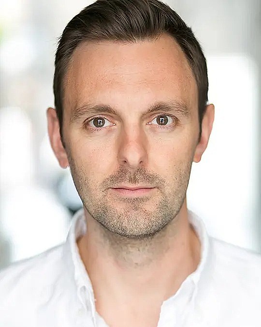 加里·萨默斯 Garry Summers照片