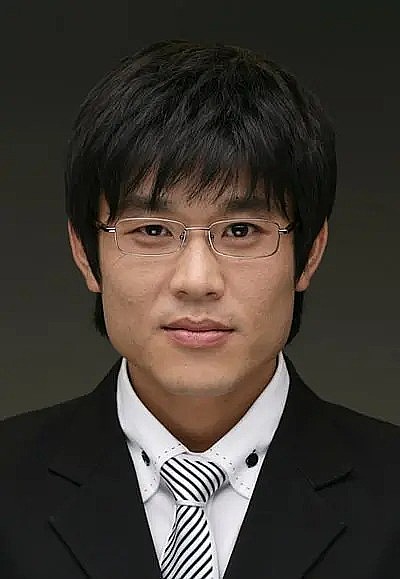 崔英 Choi Yeong照片