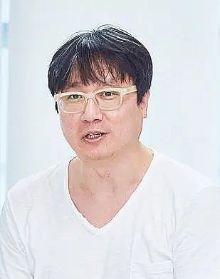 李硕浚 Lee Suk-joon照片