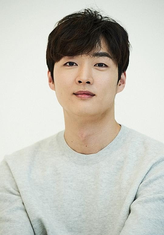 姜泳锡 Young-seok Kang照片