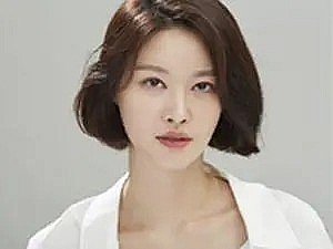 文柳彬 Moon Yoo Bin照片