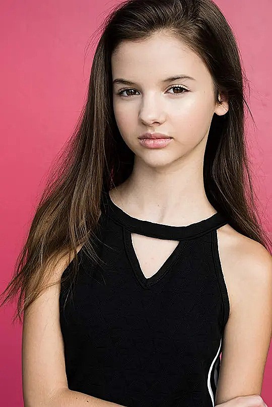 索菲娅·福里斯特 Sophia Forest照片