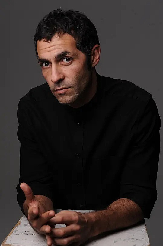 马里奥·德·拉·罗萨 Mario de la Rosa照片