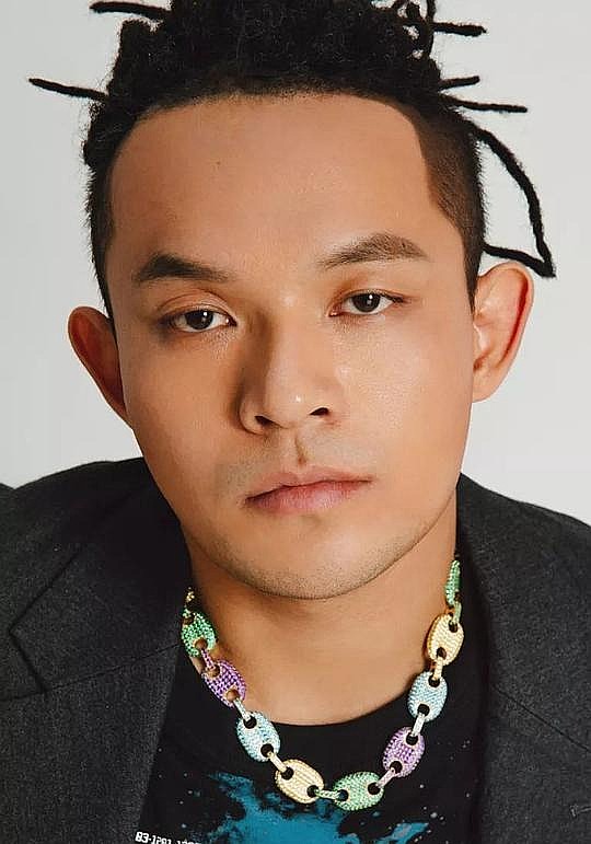 黄旭 Xu Huang照片