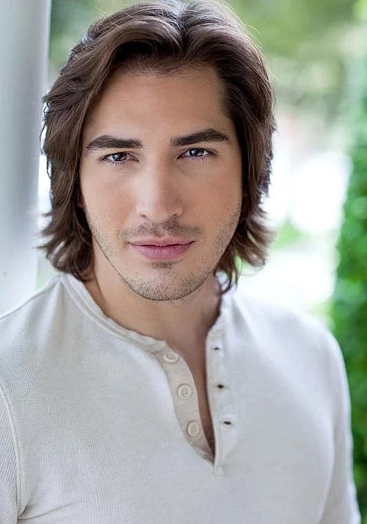 亚当·迈克尔·戈尔德 Adam Michael Gold照片